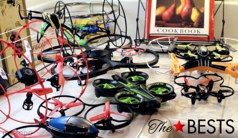 Vários modelos de drones