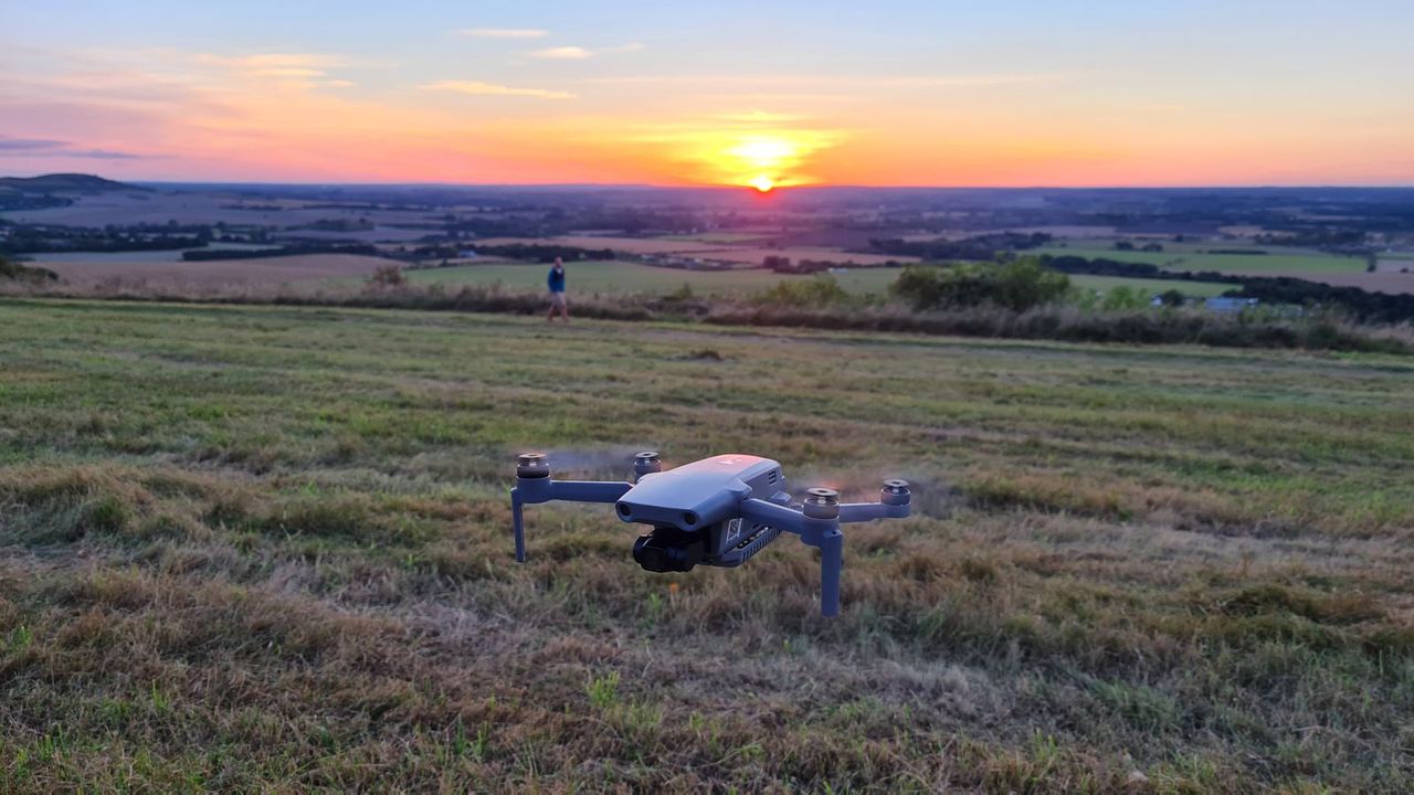 Canada Drone Laws 2026: Registration, Rules & Fines